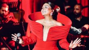 Sibel Can'ın kıyafeti gündem oldu